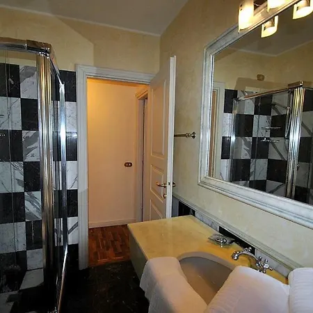 Sleeps 4 Pool Wifi Lejlighed *