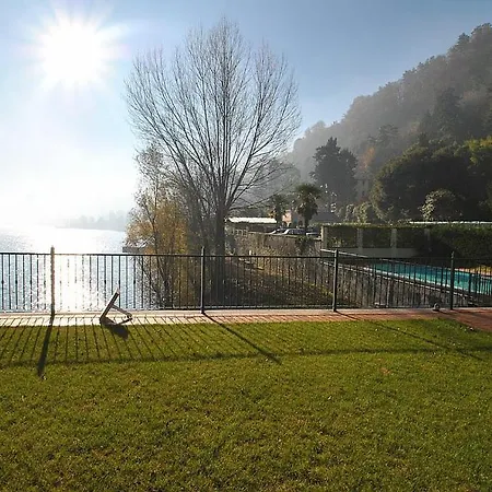 Apartment Sleeps 4 Pool Wifi *